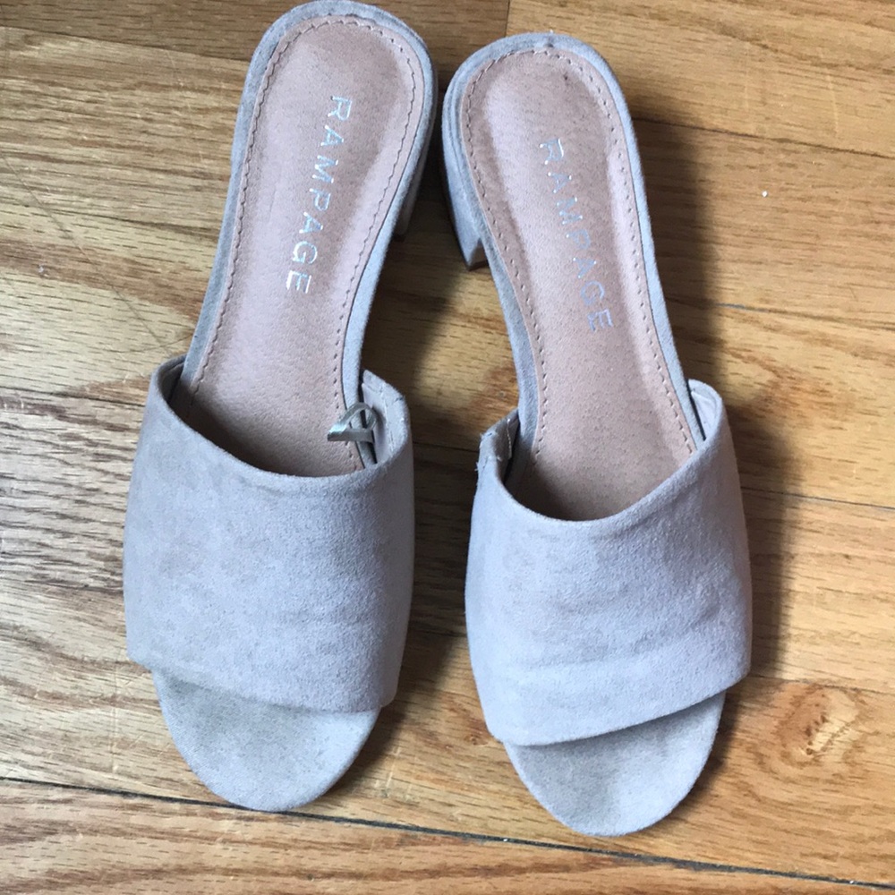 Women’s slides/shoes